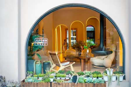 Moli i Aesthetic Homestay (Huize Ancient City Branch)