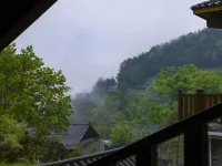 Nor. Hustle&Bustle B&B Hotels near Laolongdong Sceneic Area