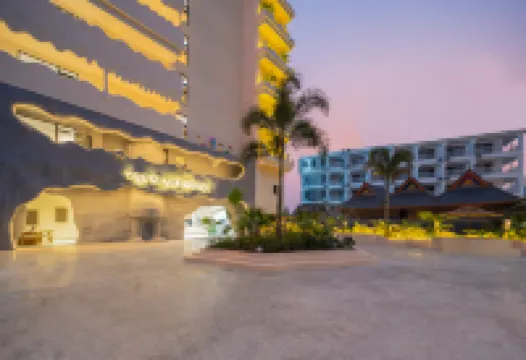 西雙版納雲棲藝宿江景酒店