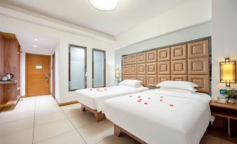 Jiajie Boutique Hotel (Haikou Qilou Old Street Sun Moon Plaza Duty Free Shop)