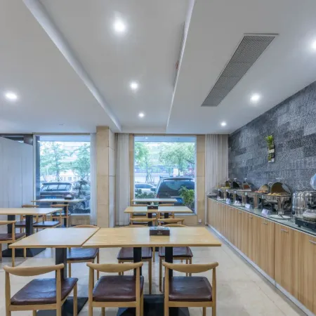 Dahuadu Business Hotel
