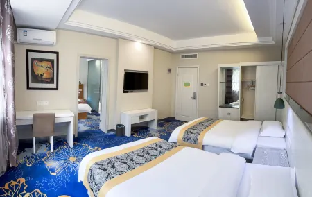 Dunhuang Oasis Theme Hotel