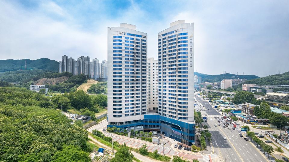 The Triny Urban Suites