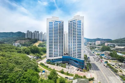 The Triny Urban Suites Hotel dekat Korean Folk Village