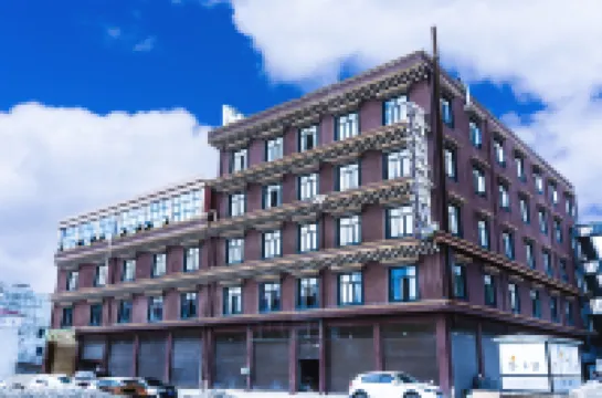 Ngawa County Yalongcang Grand Hotel