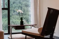 Hailuogou Shanzhiye Private Hot Spring Homestay - balcony