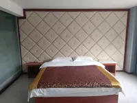 Mouding Minghuang Hotel Hotels in Mouding