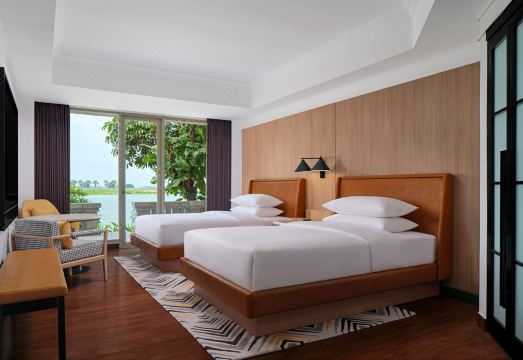 3. 쉐라톤 자카르타..