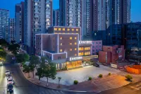 Elong Wanguo Hotel (Dalian Jinma Road Light Rail Station Store) - 3-نجوم