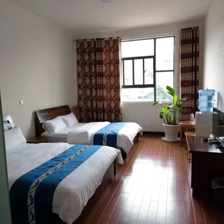 Dazhong Hotel