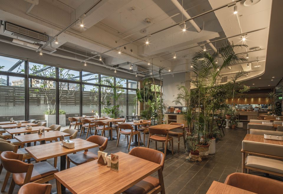 인 조이 호텔 로비