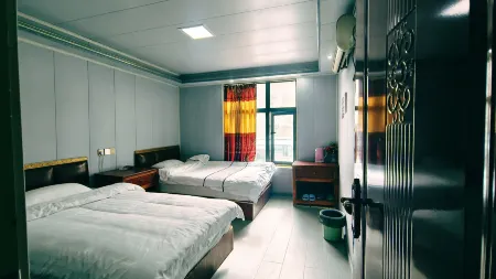 Wedding Inn on a Fixed Day Отели в г. Динжи