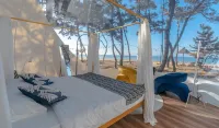 I WANNA GLAMPING Hotels in Yangma Island Resort