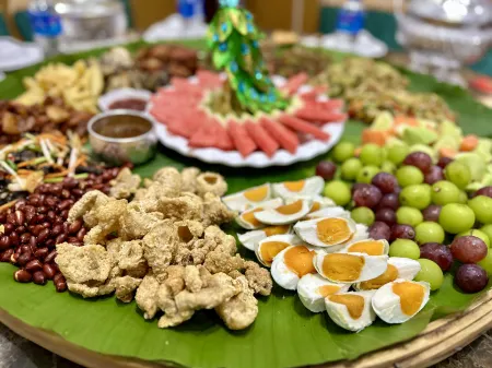 Jialong Hotel Отели рядом с достопримечательностью «Fengqing Confucian Temple»