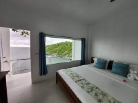 เกาะสีชังอันซีนรีสอร์ท โรงแรมในเกาะสีชัง