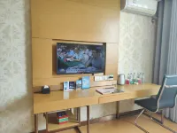 GreenTree (Rongcheng Swan Lake Business Hotel)