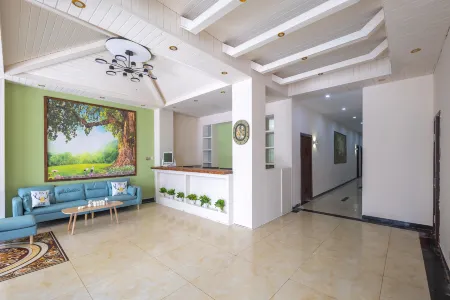 Qingcheng Xiaozhu Design Hotel (Haikou Meilan Airport) Отели рядом с достопримечательностью «Qiongtai Normal University (Guilinyang Campus)»