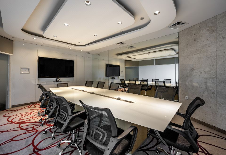 1. 도셋 창이 시티..