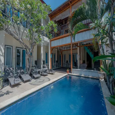 Gili White Bamboo Resort Hotel dekat Gili Trawangan Pantai Timur