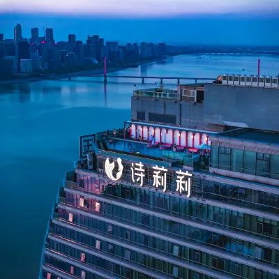 Hangzhou Shili Lili Mangota Tianchi Sky Riverview Hotel Hotels near Binjiang Park