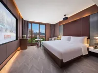 V give up hotel
