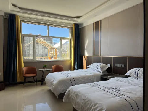 Zongsari Hotel - parcheggio