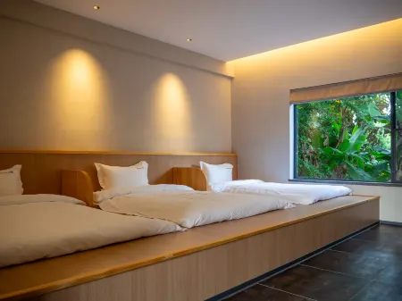 Xishe Zen Garden Отели рядом с достопримечательностью «Qingyun Temple»