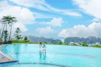 FLC Halong Bay Golf Club & Luxury Resort - con vista montagne