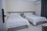 Leizhou Huacheng Hotel