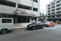 RedDoorz @ TJMG by Bel Air Polaris Makati