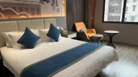 Zigui Chuyuanju Hotel