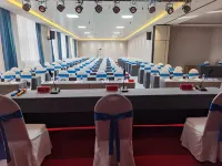 Yuzhong Tide Hotel