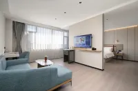 Homeinn Selected Hotel (Linfen Hongtong Grand Locust Tree Lianhuacheng) - parking