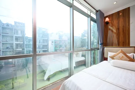 Ly Ly Hotel