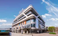 Jinjiang Inn Weiyuan Zhonghao Plaza Store Hotels near Luoshiwen Lieshi Shiliao Exhibition Hall