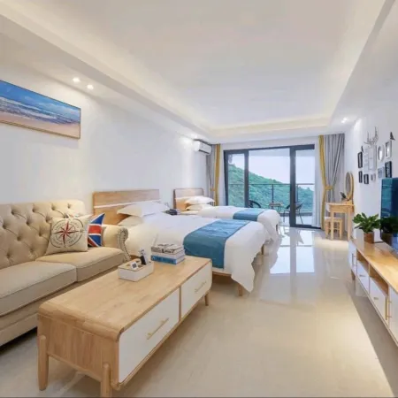 Luozhou Song Yun Seaview Hotel (Yangjiang Hailing Island Minjie Golden Coast Store)