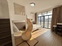Yike Haidan · Luxury Pool Courtyard View Villa Boutique Stay (Beihai Silver Beach) - balcony