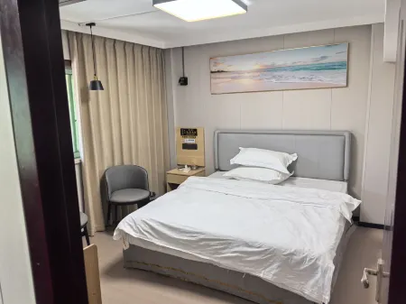 Rui'an Tianhong Business Hotel Отели рядом с достопримечательностью «Huayan National Forest Park»