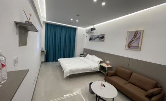 Yuehe Boutique Homestay (Weifang Station)