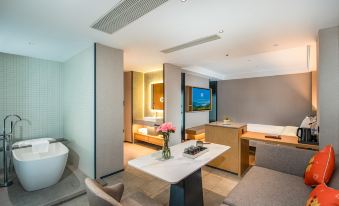 TRUE GO Hotel (Shenzhen University Daxin Station)