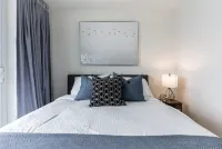 生活套房公寓（加拿大國家電視塔）