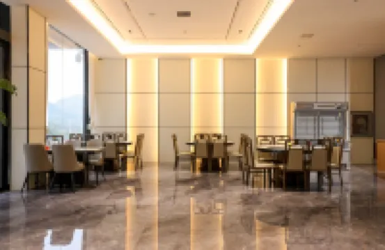 Huangguoshubomushuijing Hotel
