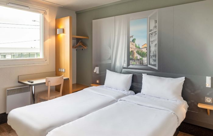 B&B HOTEL Lyon Grand Stade Meyzieu