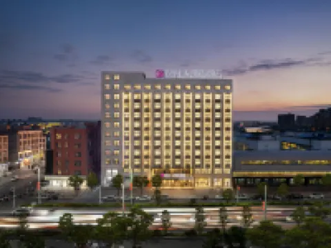 Moshang Qingju Hotel (Xihua Nuwa Plaza Branch)