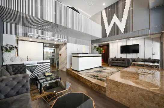 The Moon 1 Hotel Các khách sạn gần AEON MALL Bình Tân