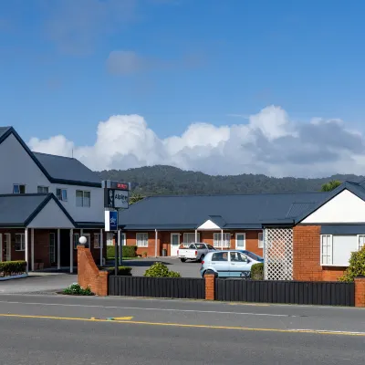 Alpine Rose Motel Hotels near History House Pop-Up Museum