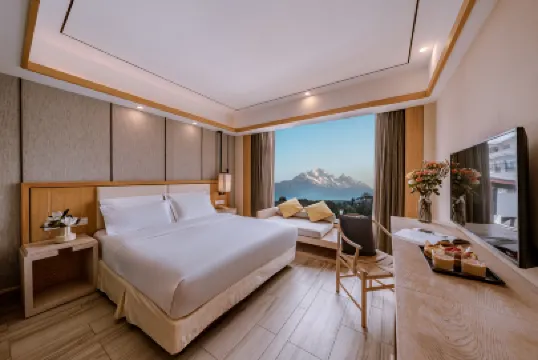 Lijiang ancient city Zangyuan snow mountain view hotel (big water