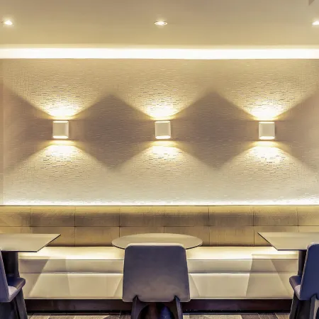 Hôtel Mercure Paris Arc de Triomphe Étoile Отели рядом с достопримечательностью «Триумфальная арка»