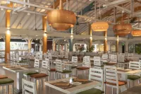 Club Hotel Dolphin - breakfast
