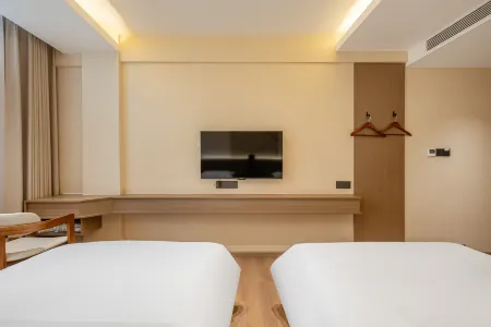 Boshiman Boutique Inn (Weishan Ancient City Branch) Отели рядом с достопримечательностью «Gongchen Pavilion»